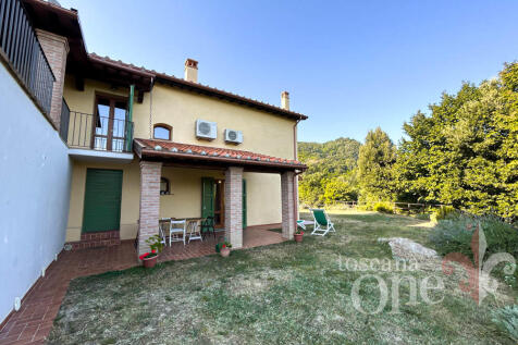 0144CASALE OLIVETO.j