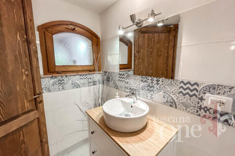 0134CASALE OLIVETO.j