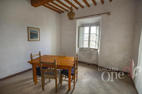 Palazzo Serrazzano22