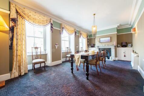 Dining Room.jpg