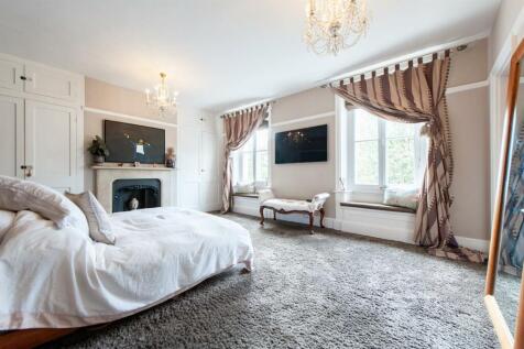 Principal Bedroom.jpg