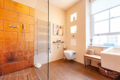 First Floor Shower Room.jpg