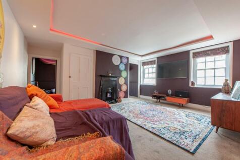 First Floor Bedroom in rear section.jpg