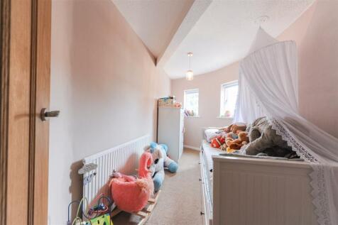 Bedroom 4.jpg