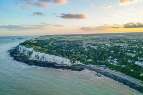 Nearby St Margaret&#39;s Bay..jpg