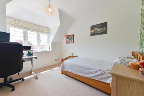 Molehill Road Chestfield4.jpg