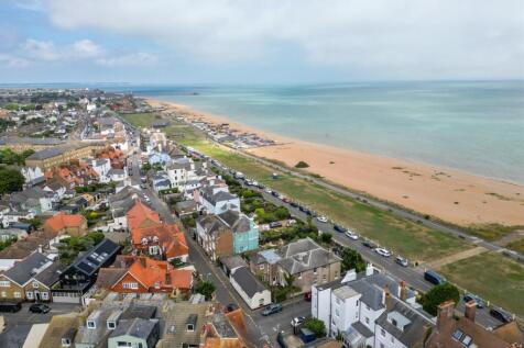 The Coach House12.jpg