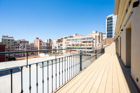 excelente-atico-duplex-con-2-terrazas-en-rambla...