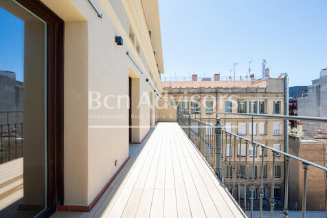 excelente-atico-duplex-con-2-terrazas-en-rambla...