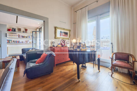 impresionante-atico-con-terrazas-cupula-y-pisci...