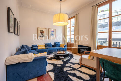 Excellent-renovated-modernist-apartment-with-te...