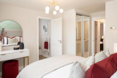 Main bedroom with en suite in an Archford