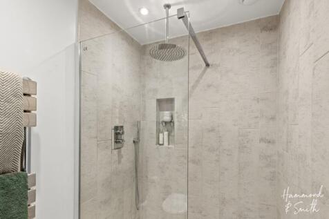 Ensuite Shower Room