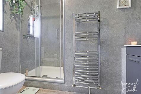 Ensuite shower room