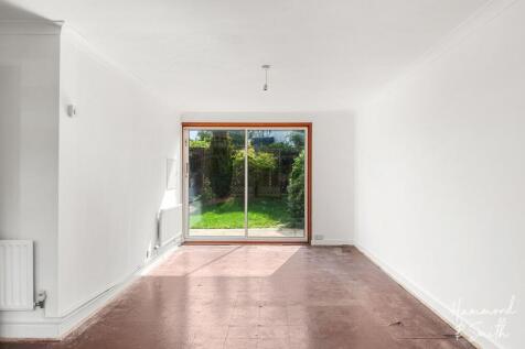 Lounge / Dining Room