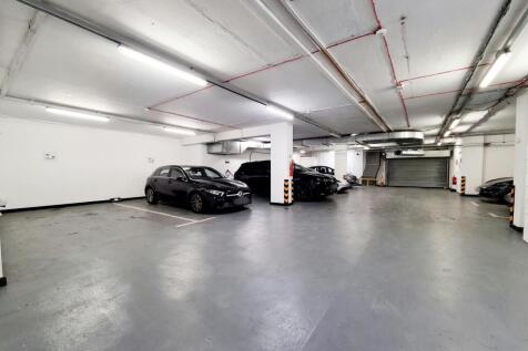 53Car_park_010.jpg