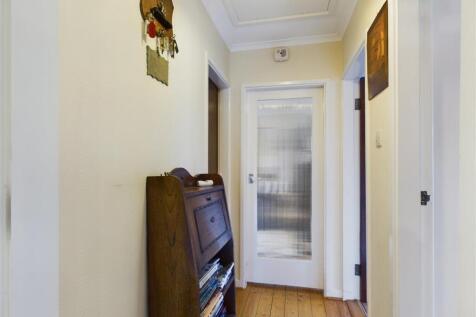 INNER HALLWAY