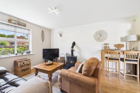 KITCHEN/DINING/LIVING