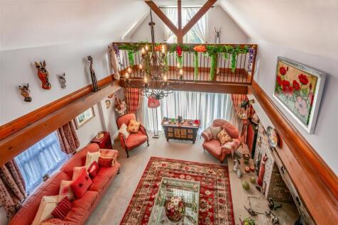 FURTHER GALLERIED MEZZANINE