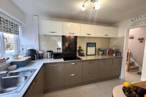 WhatsApp Image 2025-05-01 at 15.34.41_b4035425.jpg