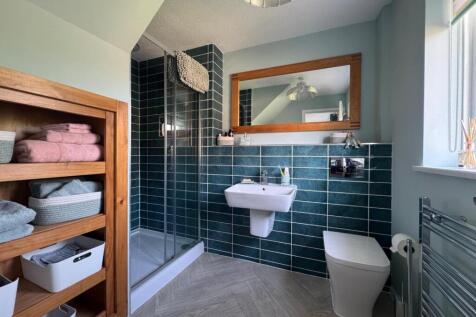 WhatsApp Image 2025-05-01 at 15.33.49_db8a4955.jpg