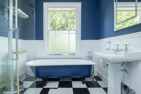 Latcham Dowling 33 Horslow Street Potton_MATTHEW P