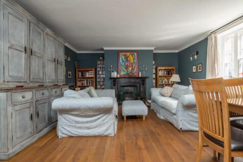 Latcham Dowling 33 Horslow Street Potton_MATTHEW P