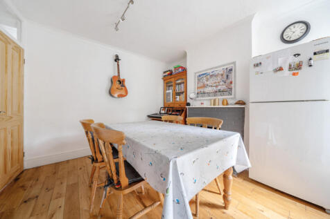 1333924-1-6890d42...