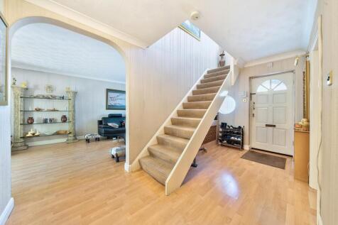 31-68233610cdf4b-...