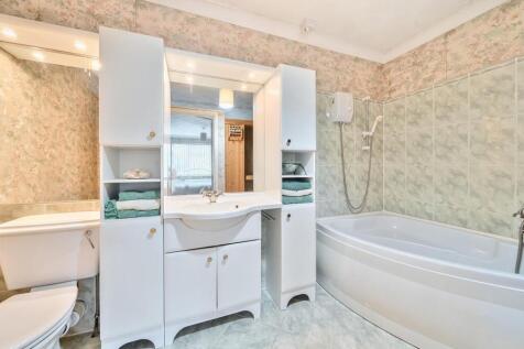 28-682335f16e167-...