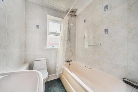 1298783-1-6839d82...