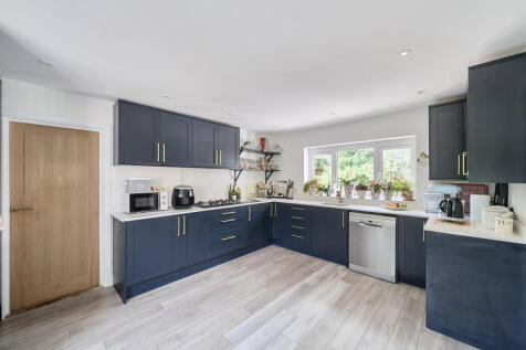 1303694-43-684731...