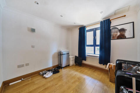 1316374-10-686679...