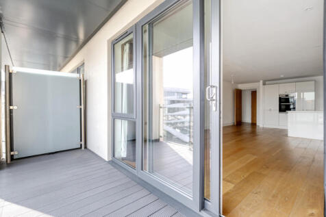 1331880-2-6893447...