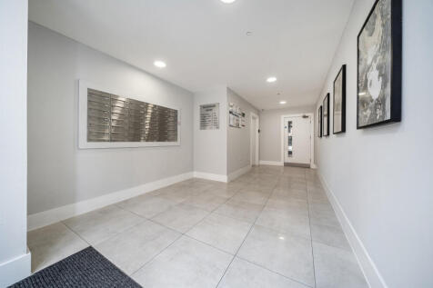 1345977-22-68adcb...