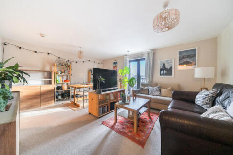 1374039-12-690501...