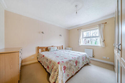 1394627-25-6943f1...