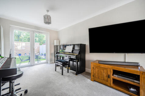 1330986-3-689b235...