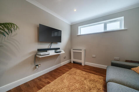 1330986-20-689ca7...