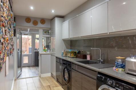 Fully Fitted Utility Room