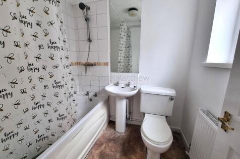 Ground Floor Bathroom