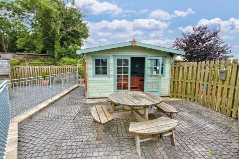 Cabin/Hottub for CHerry Cottage