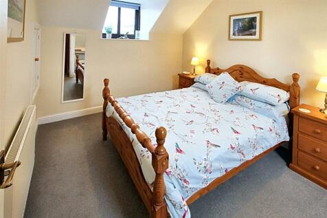 Ash Cottage bedroom 1