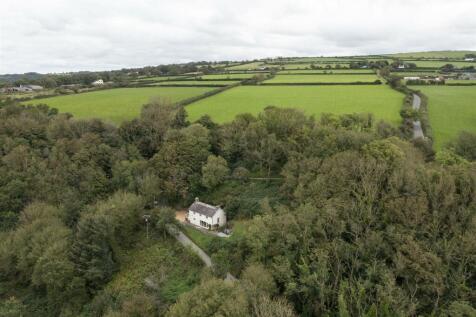 Aireal view of property