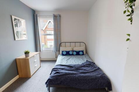 Student Digs - Stret