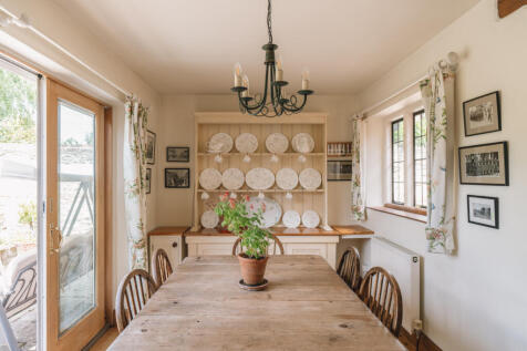 223864 - HighStreetWatlington_HighRes-23.jpg