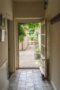 223850 - HighStreetWatlington_HighRes-09.jpg