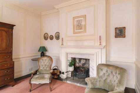 223891 - HighStreetWatlington_HighRes-50.jpg