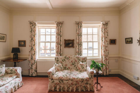 223892 - HighStreetWatlington_HighRes-51.jpg