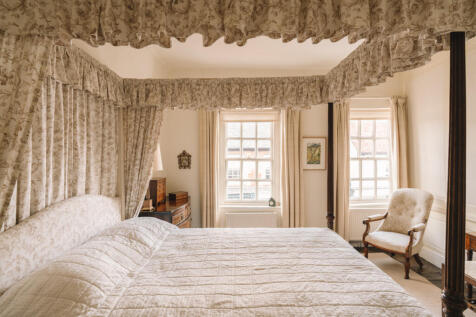 223898 - HighStreetWatlington_HighRes-57.jpg
